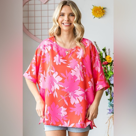 First Love Slit Printed Round Neck Half Sleeve Blouse - Picture 3 of 4